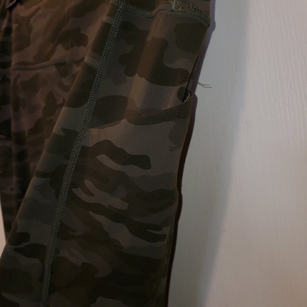 Camo Leggings Super Butter Soft Plus w/2 side pockets - 2XL - Picture 6 of 7